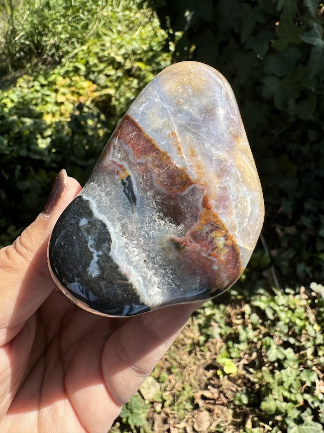 Sardonyx free from