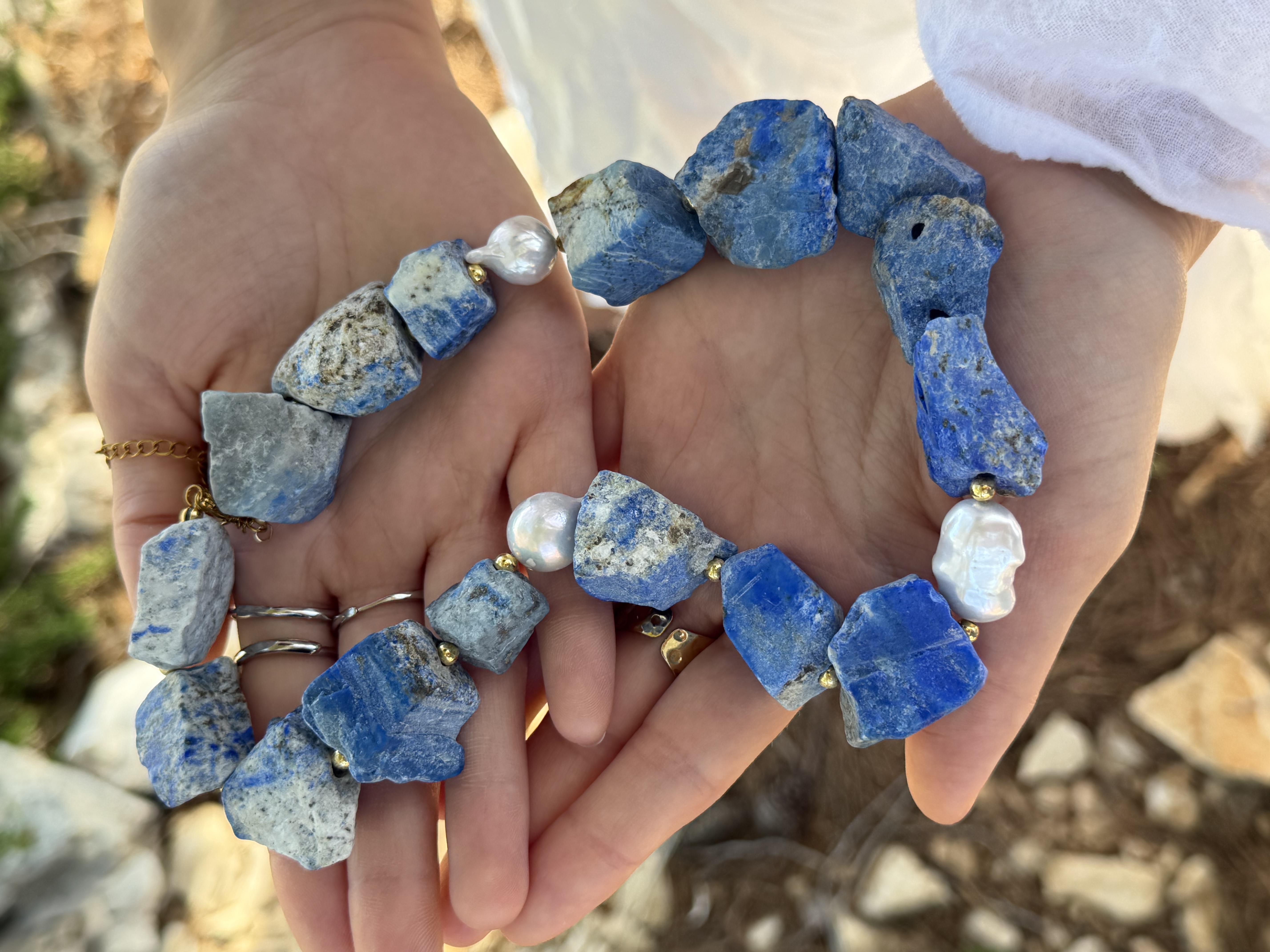 Lapis lazuli, perly - Kráľovská pravda