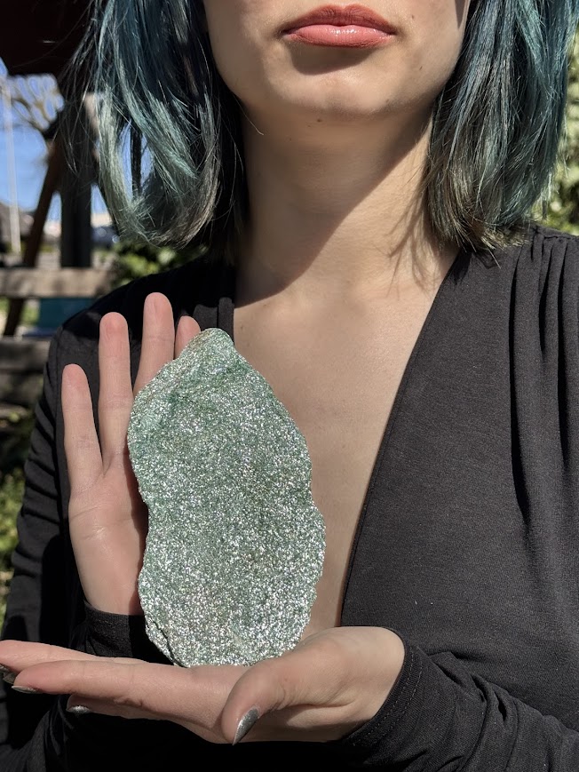 Fuchsit surový 405 g