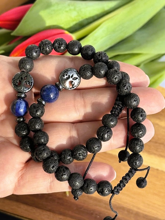 Lávový kameň, lapis lazuli - pánsky náramok