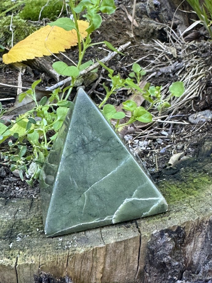 Nefrit pyramída 1