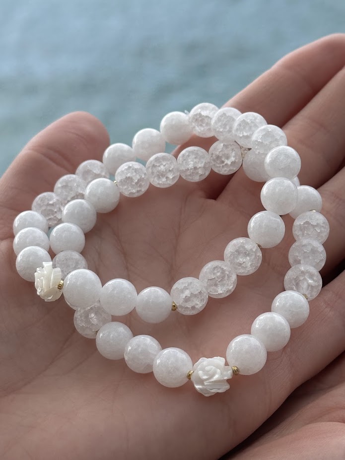 Jadeit a perleť  - Biela ruža